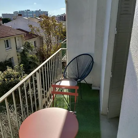 Entierement Equipe Avec Balcon Et Acces Jardin Lejlighed Perpignan